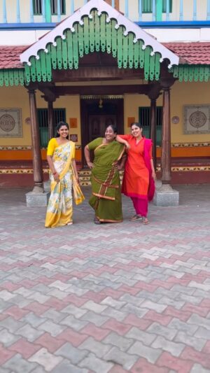 sathya sai krishnan Instagram - While fighting Pandian and Vels family,
Meena, Appaththaa & arasi vibing for Captain song 🥰
@vjsiddhu_vlogs 
#hemaraj #hema #hemarajkumar #pandianstoresmeena😍 #vijaytelevision