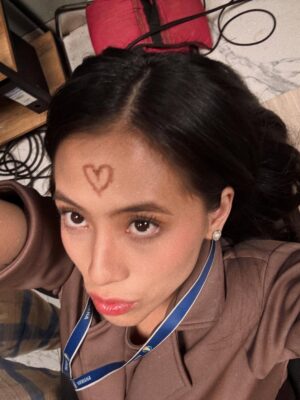 Adhisty Zara Instagram - biar gak sedih sedih amat~~~~ post bcw dumpiezz duluuuu😛