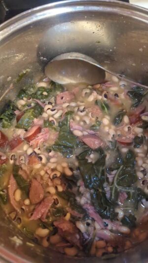 Adrienne C. Moore Instagram - Let the good luck commence 👏🏾👏🏾 

#happynewyear #blackeyedpeas #collardgreens #instagood