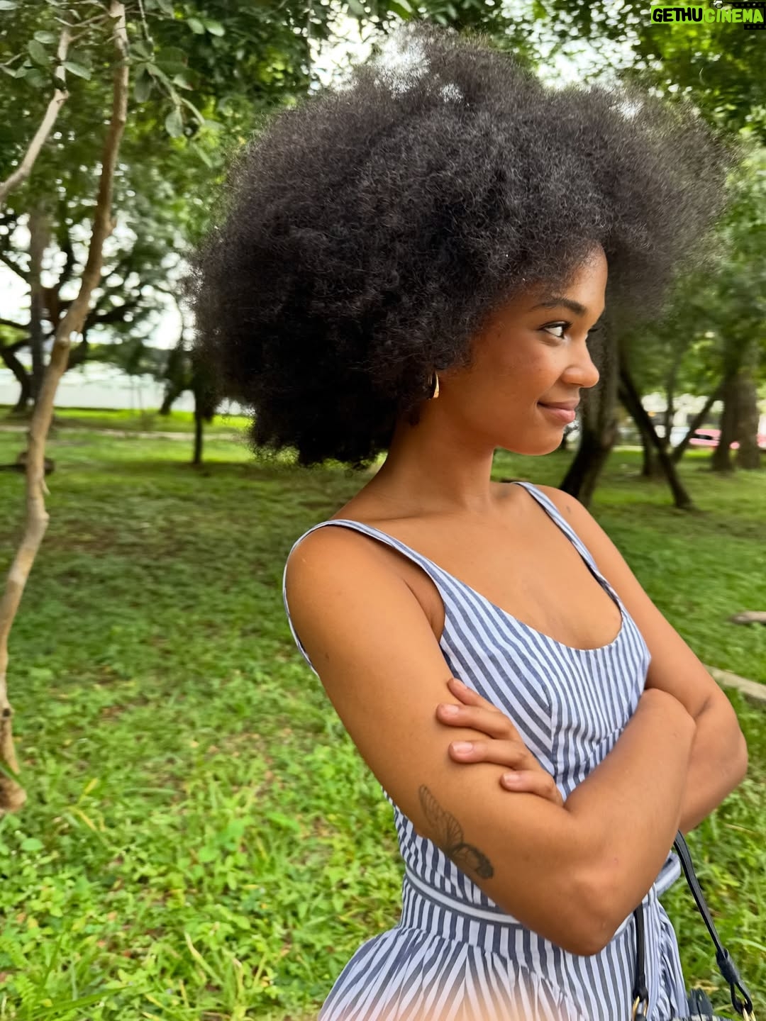 Agnes Nunes - 7K Likes - só pastorano no mei da rua