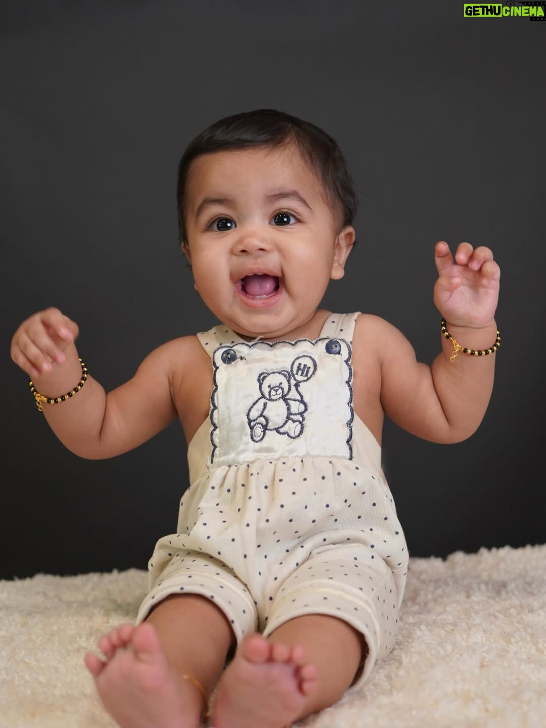 Ahana Kumar - 581.1K Likes - Welcome to the club my son! @_neeomaswinkrishna_ 🧿❤️
Shot by @ahaana_krishna
