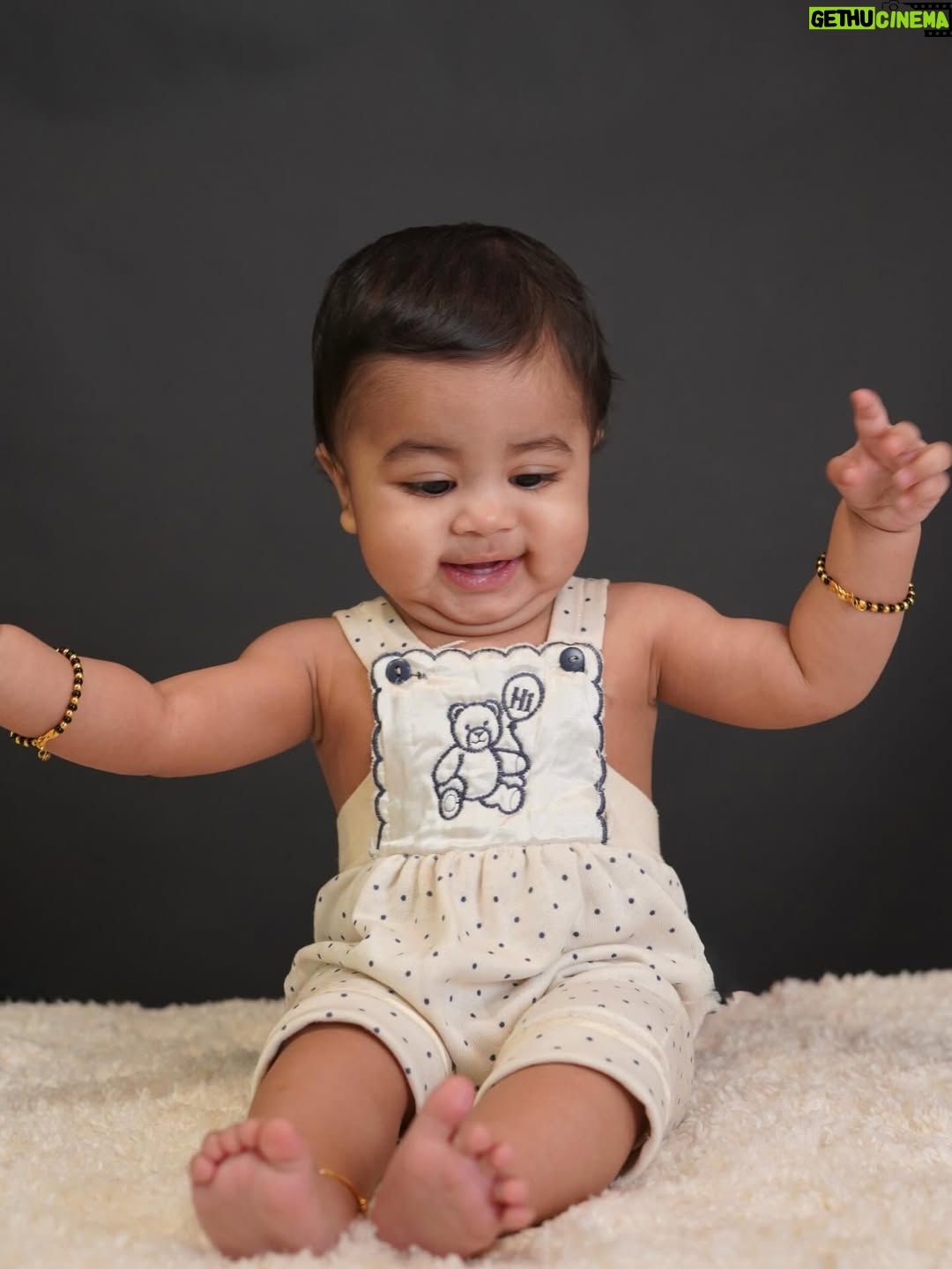 Ahana Kumar - 581.1K Likes - Welcome to the club my son! @_neeomaswinkrishna_ 🧿❤️
Shot by @ahaana_krishna