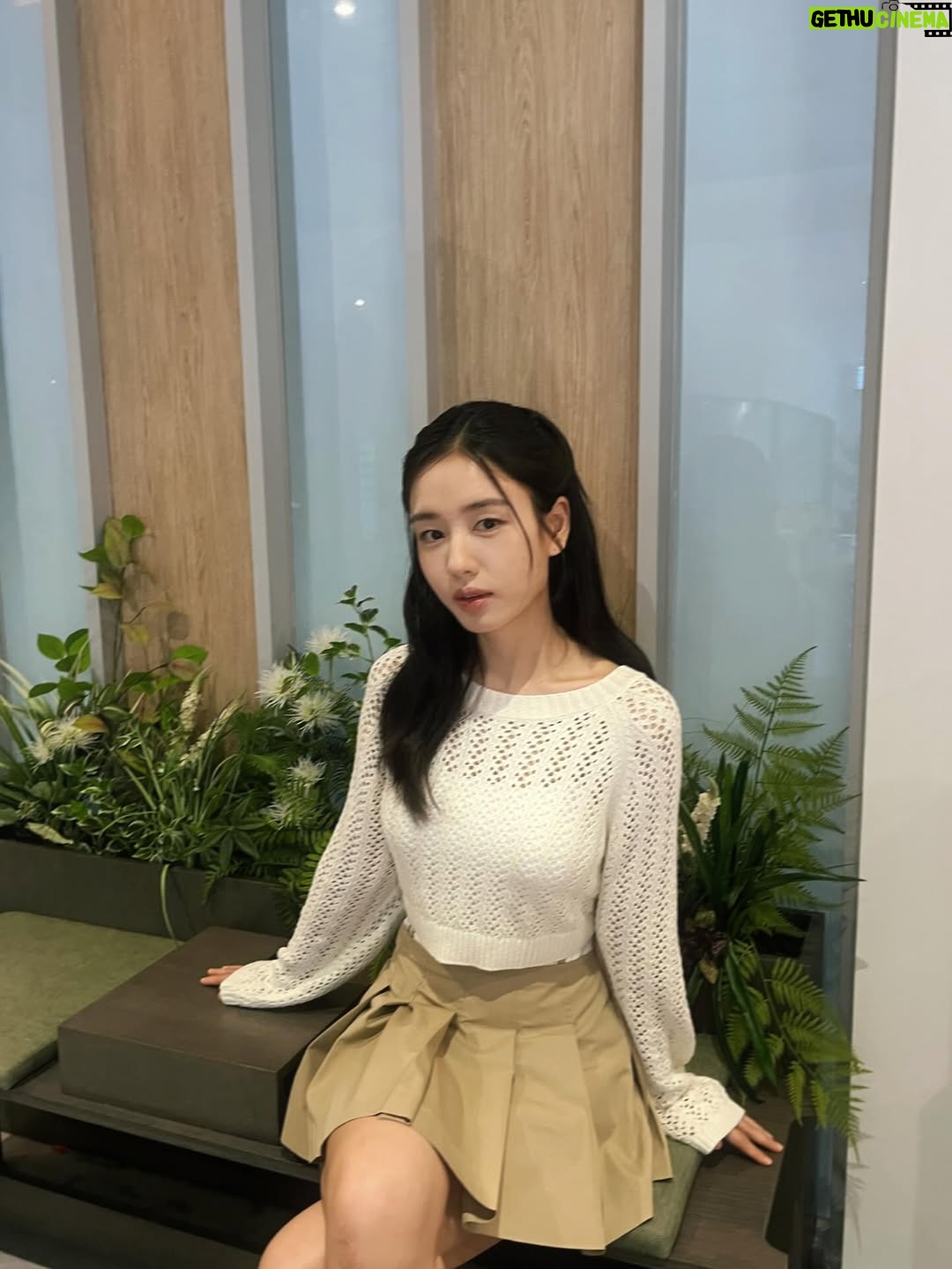 Ahn Eun-jin - 646.4K Likes - 꾸다림✨

@0range.oasis 
@hyemggiz 
@doyeonneee