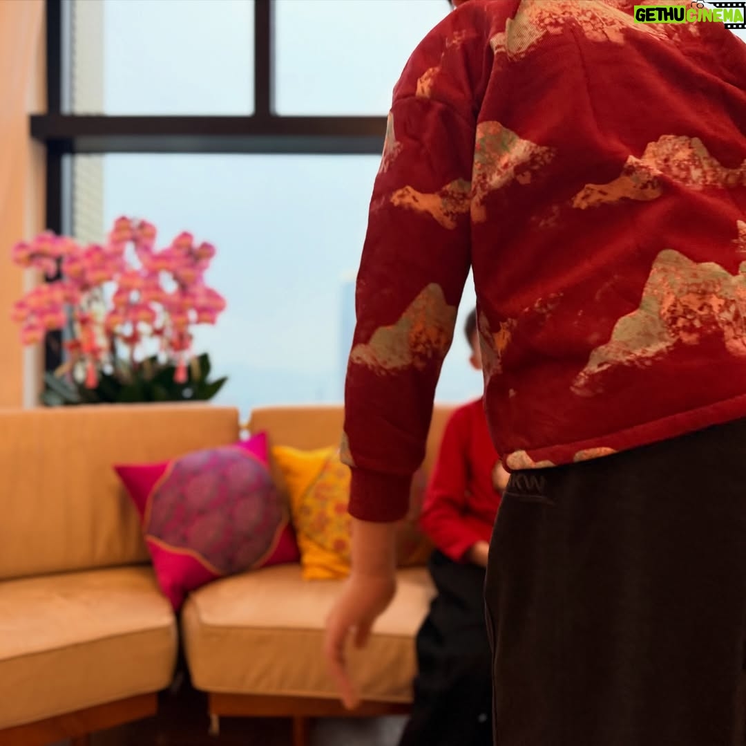 Aimee Chan - 33.9K Likes - Happy chinese New year everybody 💕 It’s been sooooooo busy and hectic but glad we were able to squeeze in some festivities !  祝大家馬年大吉，萬事平安，身心健康！! 🐎🐎🐎🐎🐎🏇🏻🌺💐🌷