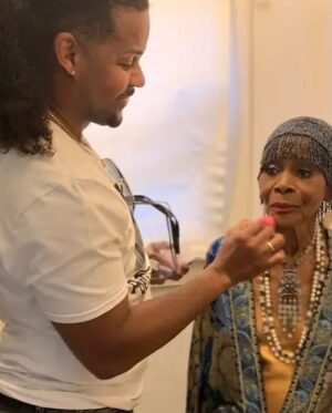 Aisha Tyler Instagram - This beautiful soul had a stroke. Geno, a brilliant makeup artist, has devoted his life to helping others feel confident, beautiful, and truly seen. His artistry is more than makeup — it is transformation, empowerment, and love. After beating cancer in 2018, he founded the nonprofit Strokes of Hope, offering beauty sessions and self-care packages to cancer patients. Now, Geno is in the most difficult fight of his life. His mother is raising money to fund the intensive care needed to rehabilitate him and get him back on his feet. Every dollar donated moves Geno one step closer to regaining his strength, his independence, and the career he built with such passion. This isn’t just about therapy — it’s about giving him back his future. It’s about giving him the opportunity to return to the craft he loves. As someone whose family has been touched by stroke I know how difficult these challenges can be. His family will be grateful for whatever support may come, from donations to prayers to shares. 

Link in my bio 🌹🙏🏾♥️