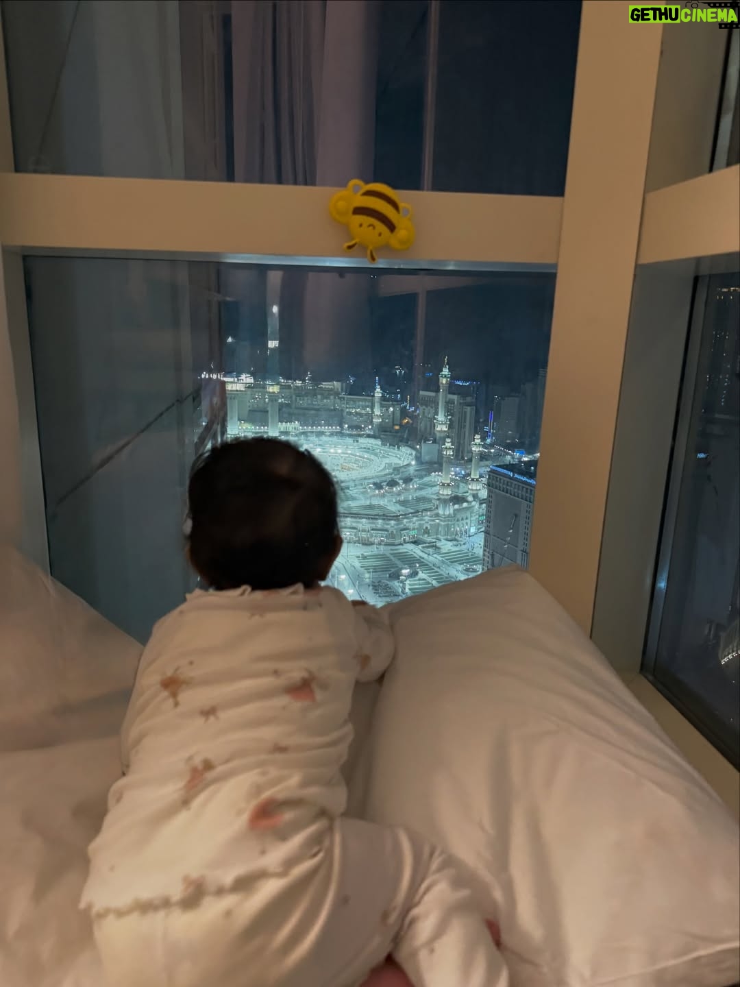 Aisha Zafar Khan - 19.7K Likes - I wasn’t asking for miracles 
I wasn’t searching for answers
I was simply there, present, calm, and full.

I held my baby, moved slowly, and allowed myself to feel the moment fully

My first Umrah as a mother is a memory I’ll carry with the same gentleness I carried my child 🤍