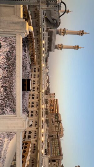 Aisha Zafar Khan Instagram - Stepping into Makkah felt like stepping out of time āØ
A place where the heart softens, the soul bows, and every breath feels answered. Among millions, I felt seen. In silence, I found clarity. Here, prayers donāt just rise, they return with peace š¤