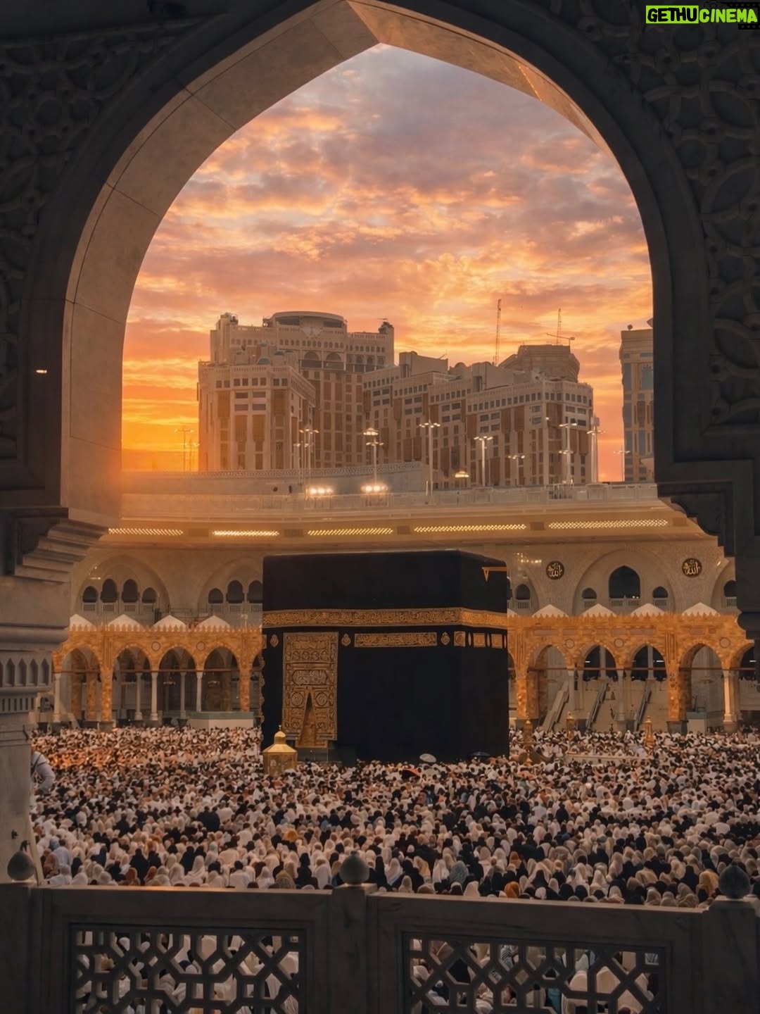 Aisha Zafar Khan - 31K Likes - Last Jummah of Ramadan 
A moment of reflection, gratitude, and prayer in the shadow of the Kaaba. May our prayers be accepted and our hearts remain guided long after this blessed month ends 🤍