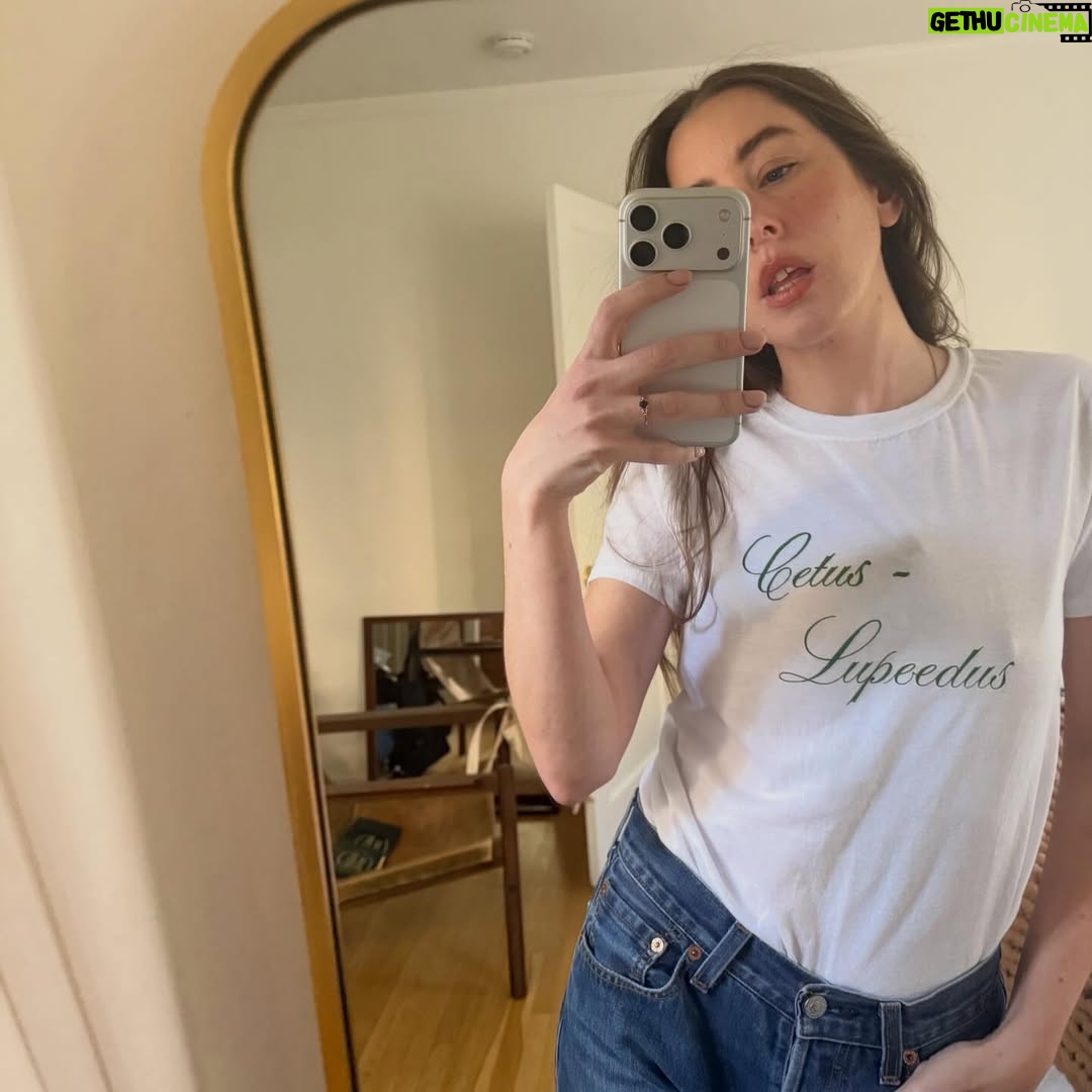 Alana Haim - 11.6K Likes - i make my own merch