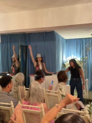 Alana Haim Instagram - your new favorite wedding dj