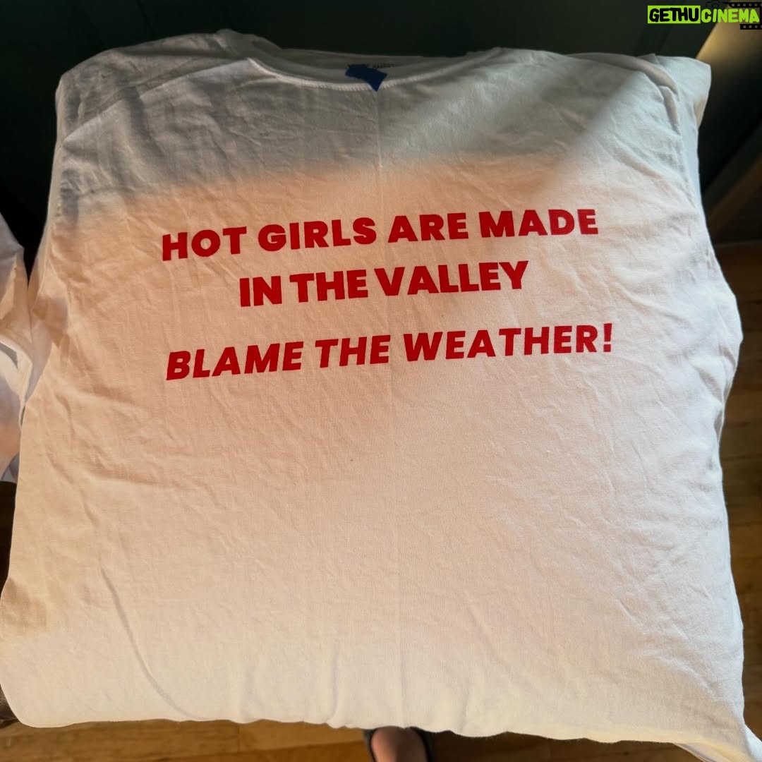 Alana Haim - 11.6K Likes - i make my own merch