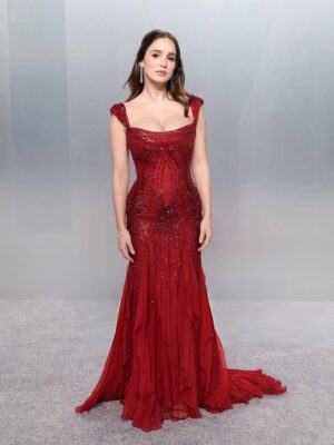 Alba Baptista Instagram - 🌹
Dream Team:
Styling: @alexandraimgruth
MUA: @misha212
Hairstylist: @jacobrozenberg
Look: @eliesaabworld @chopard