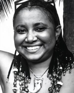 Alcione Instagram - A primeira vez que a Marrom esteve em Angola foi em 1980! Nesses 46 anos, inúmeras viagens à terra que, como ela mesmo fala: “é uma volta para casa”! 

Arraste para o lado e confira registros históricos das primeiras visitas dela à Luanda, Ilha do Mussulo e Malange! (Equipe)

06/03 Tenda CCBB | Luanda/Angola (esgotado)
07/03 Tenda CCBB | Luanda/Angola (data extra)