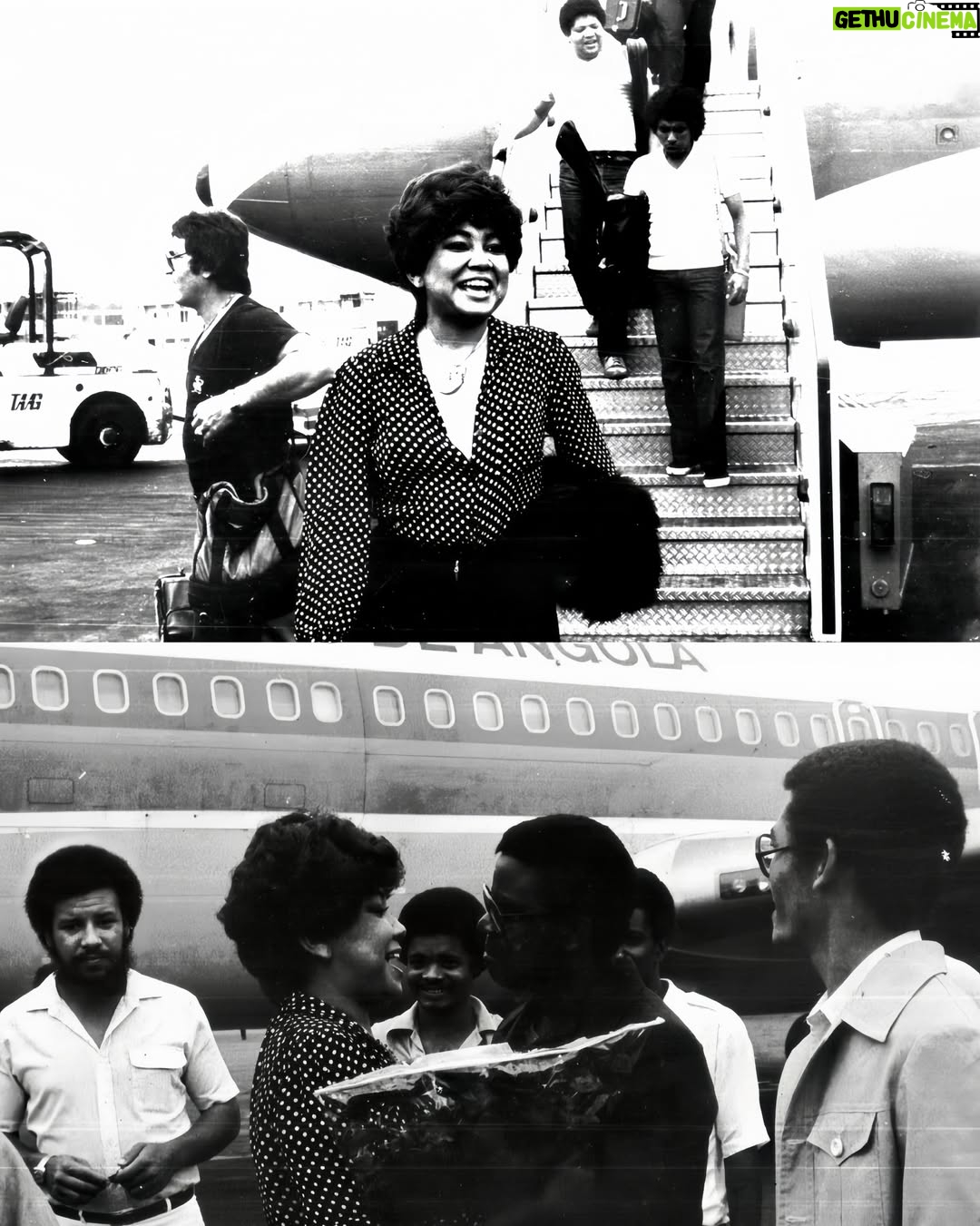 Alcione - 86.6K Likes - A primeira vez que a Marrom esteve em Angola foi em 1980! Nesses 46 anos, inúmeras viagens à terra que, como ela mesmo fala: “é uma volta para casa”! 

Arraste para o lado e confira registros históricos das primeiras visitas dela à Luanda, Ilha do Mussulo e Malange! (Equipe)

06/03 Tenda CCBB | Luanda/Angola (esgotado)
07/03 Tenda CCBB | Luanda/Angola (data extra)