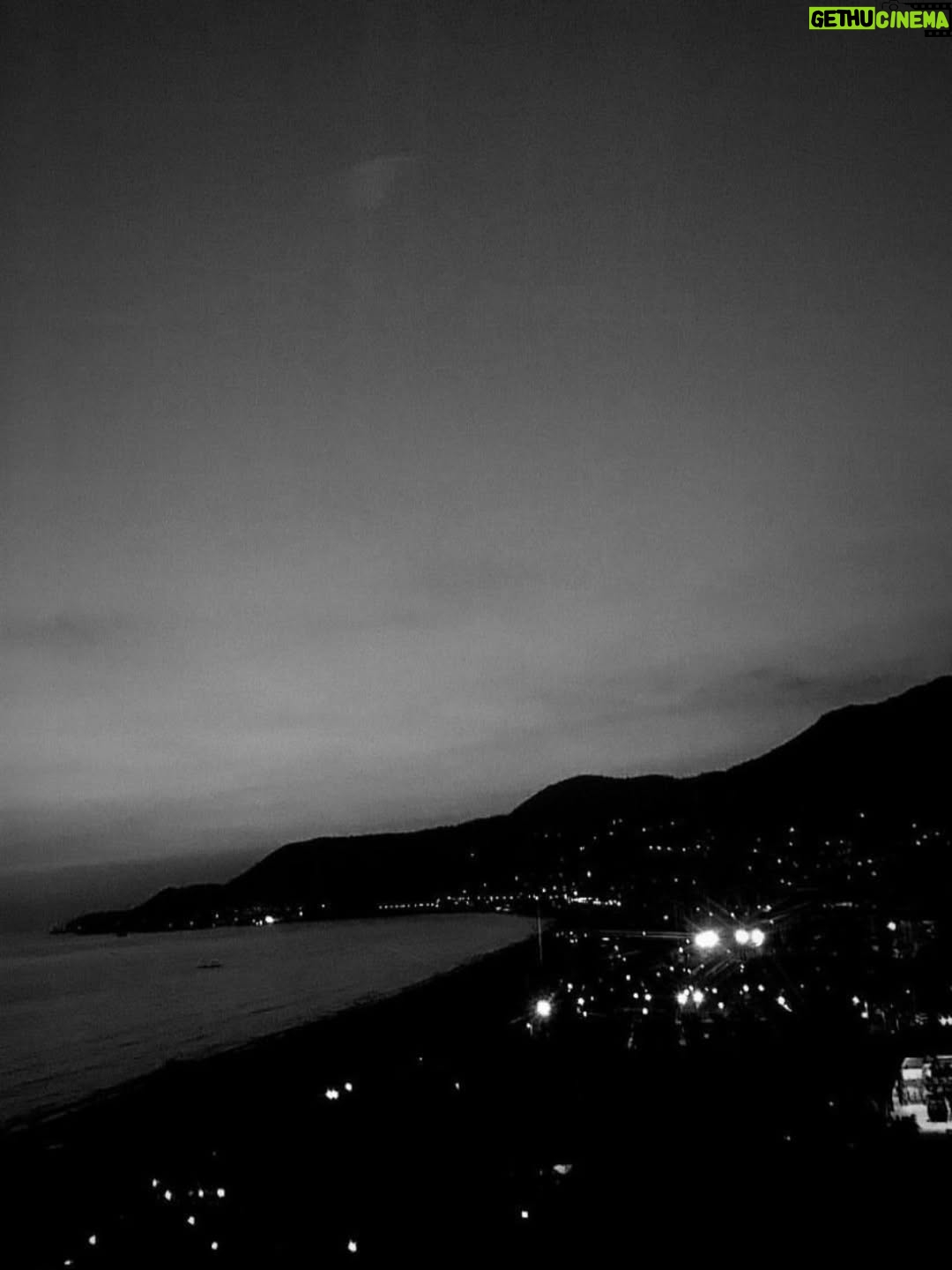 Alex Isley - 3 Likes - Some sights & sounds that inspired When The City Sleeps
This album illuminates my heart, some of my strengths and weaknesses, some of my most intrusive thoughts, moments of self-confidence and self-doubt. Memories and reflection. And all of it is rooted in love. The city…Los Angeles, is very much a main character in my story. It’s my home. It’s the setting of all my dreams, my triumphs, my heartbreaks.
•
I’ve made a playlist of what I listen to When The City Sleeps on @applemusic. R&B is my foundation, but jazz runs deeep for me. In fact, the whole premise of the album is inspired by one of the songs on there. See if you can figure out which one. Hit the link in bio for the playlist. 
Enjoy & see you so soon 🌙