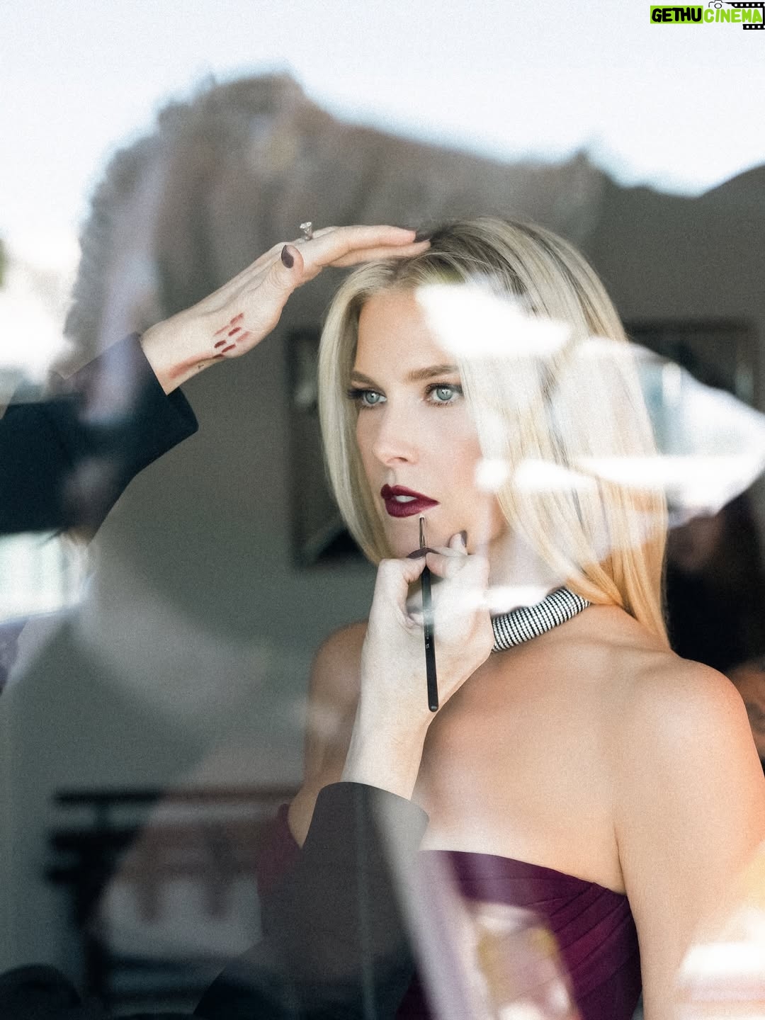 Ali Larter - 97K Likes - 🖤❤️🖤