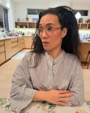 Ali Wong Instagram - 🙏 @grammys for the nomination 💚

Makeup @anthonyhnguyenmakeup 
Hair @claytonhawkins 
Styling @taraswennen 
Lewk @viviennewestwood @brandonblackwoodnyc @nicoleromanonyc @hanut101