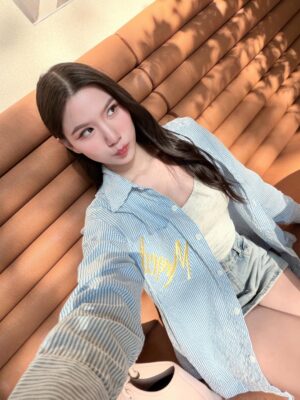 Alice Arisara Taveemunputtakarn Instagram - 🦋🌼