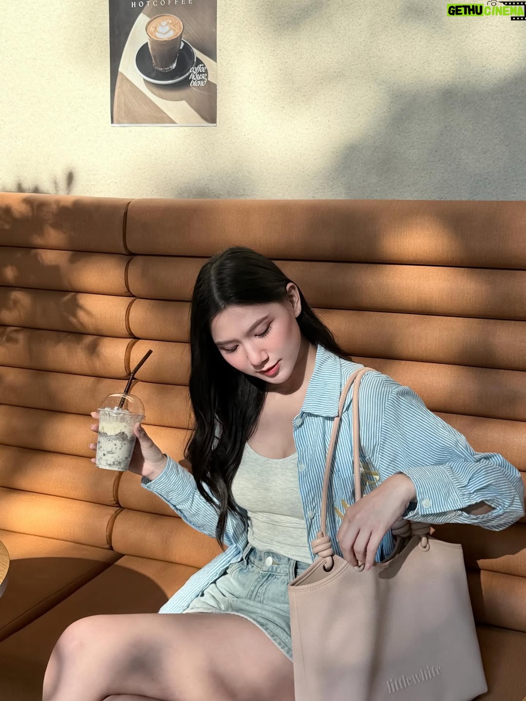 Alice Arisara Taveemunputtakarn - 1.6K Likes - 🦋🌼