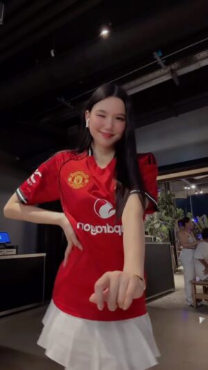 Alice Arisara Taveemunputtakarn Instagram - ระวังผีดุ⚽️