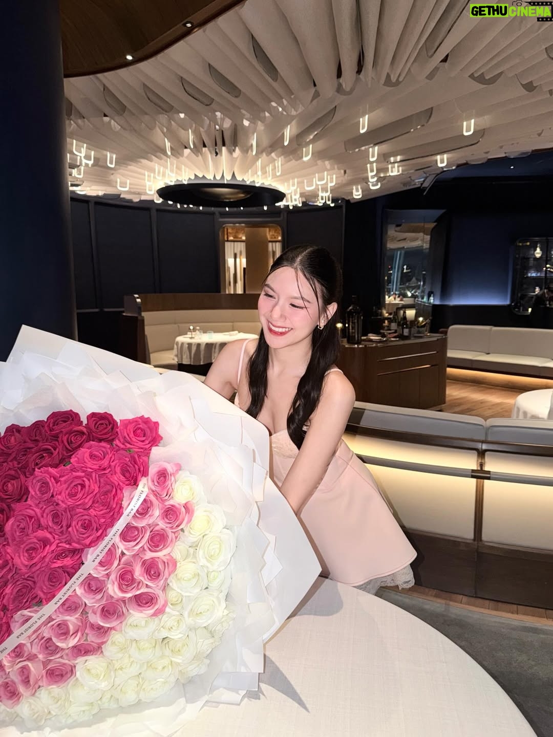 Alice Arisara Taveemunputtakarn - 1.8K Likes - my favourite🌹🤍