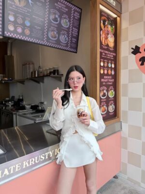 Alice Arisara Taveemunputtakarn Instagram - แว่นมานี่มา