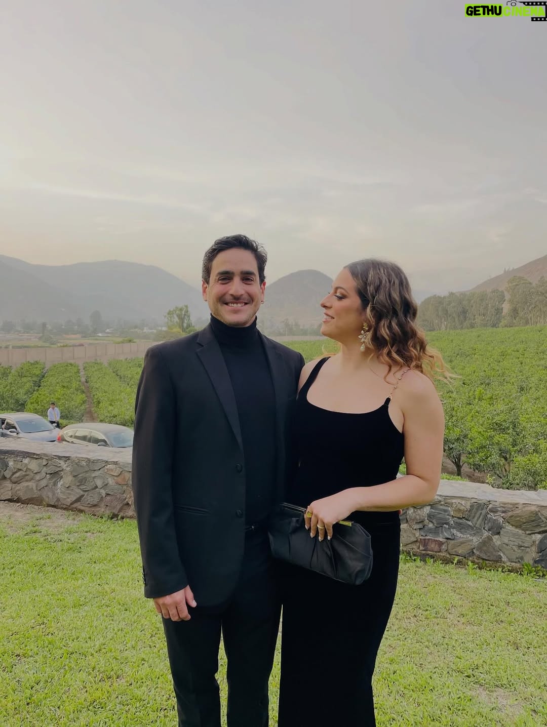 Alicia Mercado - 1.3K Likes - Si nos invitan a su matrimonio 👆🏻

Mateo se va a casar ese día también, lo he visto casarse más de 5 veces en los últimos 2 años 🤣

Yo siempre estaré en la mesa de comida 🤭
