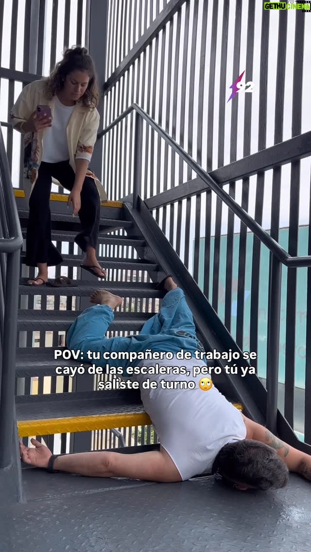 Alicia Mercado - 1.2K Likes - ¡La hora es la hora! 🙂↔️

🎙️ @yosoygoncho y @aliciaamercado ⚡️
 
#viral #humor #trabajo #fyp