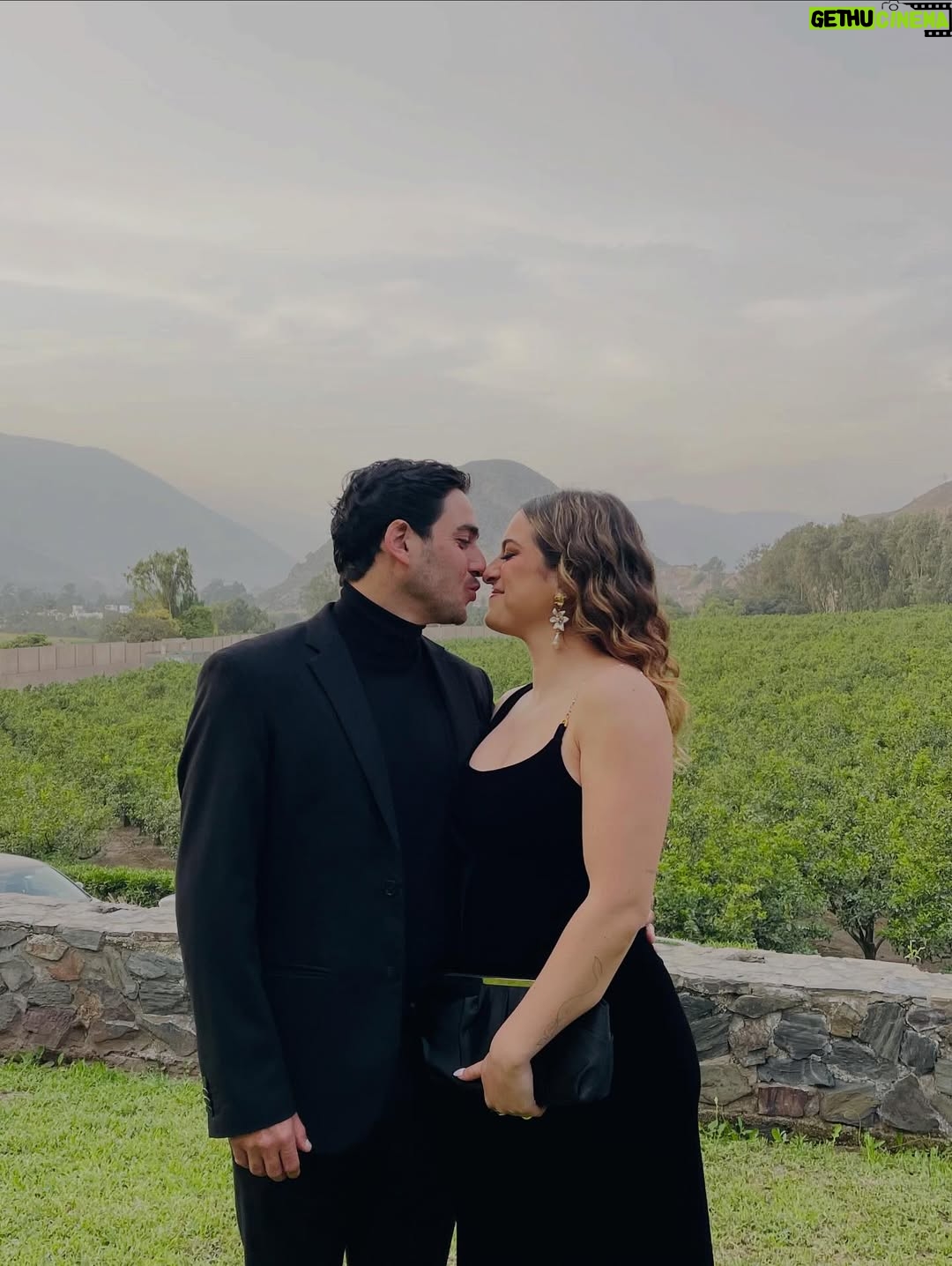 Alicia Mercado - 1.3K Likes - Si nos invitan a su matrimonio 👆🏻

Mateo se va a casar ese día también, lo he visto casarse más de 5 veces en los últimos 2 años 🤣

Yo siempre estaré en la mesa de comida 🤭