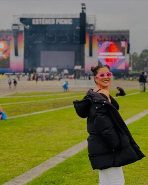 Alicia Mercado Instagram - Minutos antes que comience a llover para siempre 🩷

La última foto es mi verdadero yo 😜
