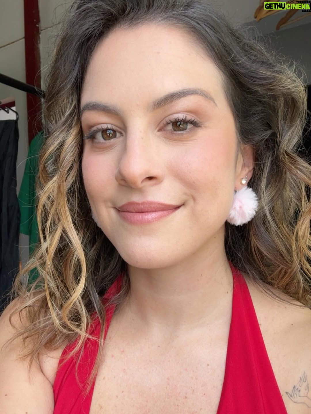 Alicia Mercado - 411 Likes - El 2026 ya nos respira en la nuca 💋
#sinfiltrocomolavidabb