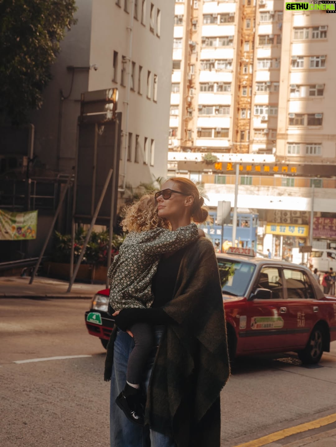 Alyssa Campanella - 288 Likes - Shopping in Sheung Wan with my mini love 🤍 Finally bought our first bamboo steamer to make dumplings at home 🥟

#hongkonglife #hongkongliving #sheungwan #hongkongstyle