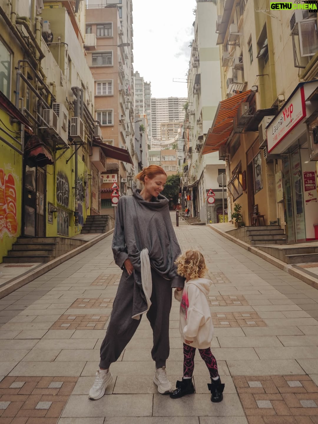 Alyssa Campanella - 400 Likes - Slow mornings and cha chaan tengs with my mini ☕️ Pineapple buns, ginger beef noodles, salted beef and egg sandwiches, and milk toast with condensed milk - with a cup of hot HK milk tea to warm up on these cold mornings (hot chocolate for little bean). 

#chachaanteng #hkcafe #hongkongcafe #sheungwan #hongkongfood