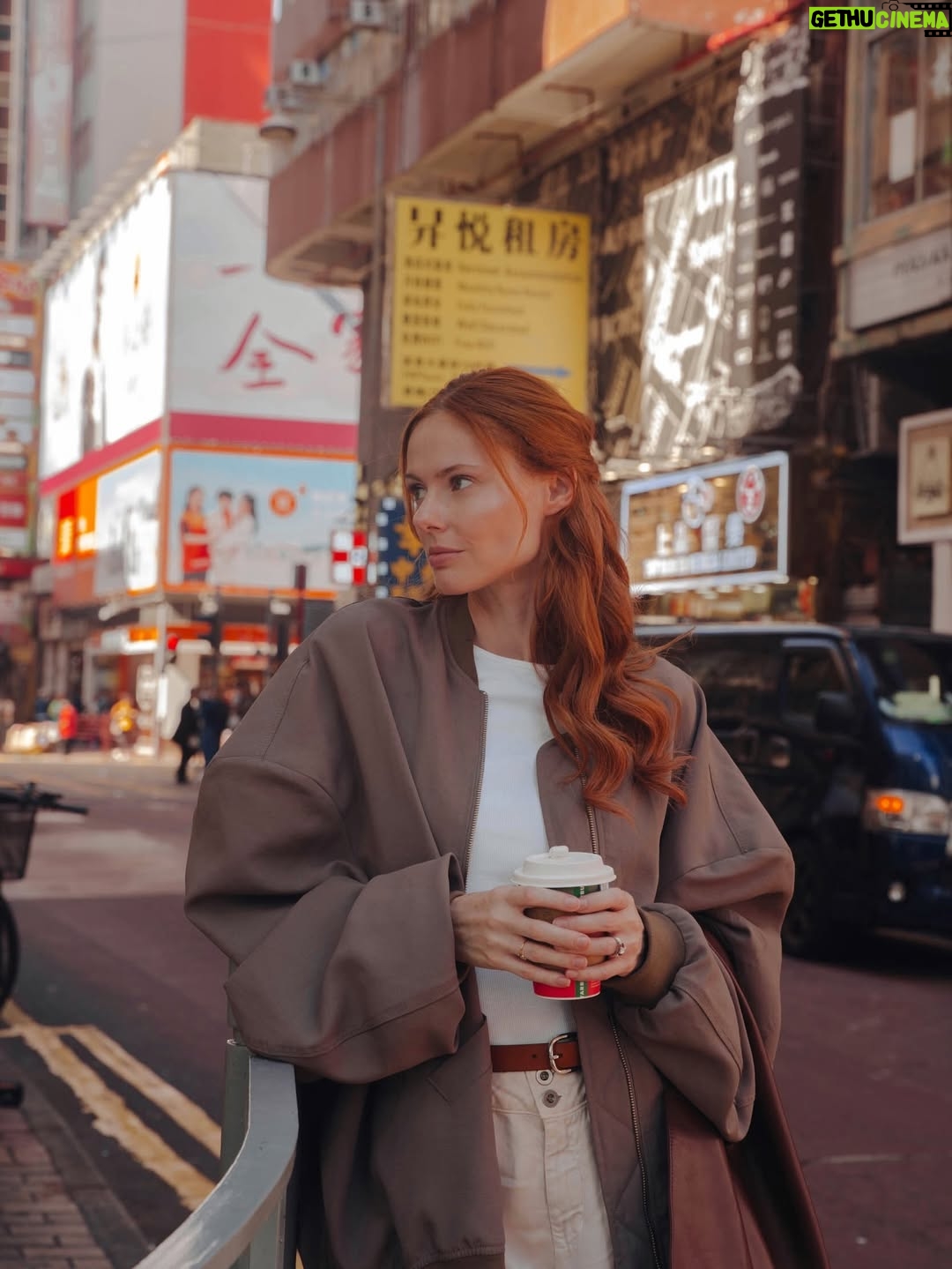 Alyssa Campanella - 309 Likes - Switched my iced chocolates for tea lattes ❄️ 

#thefrankieshop #mongkok #mongkokstreet #hongkongstyle #hongkonggirl