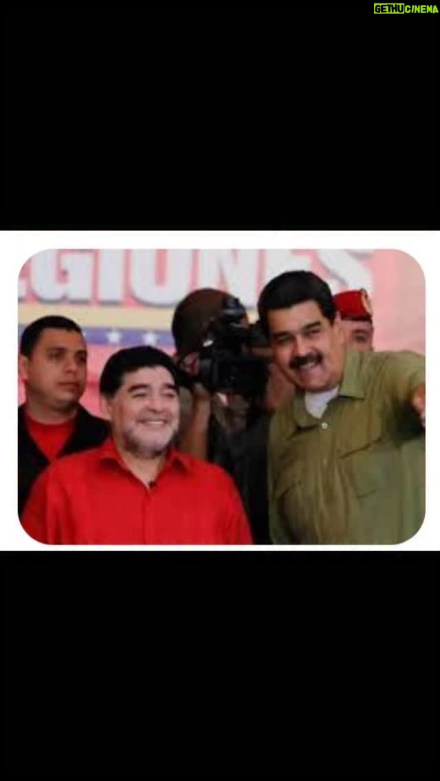 Amanda Gutiérrez - 3.4K Likes - A los que critican a leo messi por haber estado con su equipo  recibidos por Trump, diciendo que Maradona jamás le ha lamido las botas a nadie, aquí les dejo está perlita, Diego A Maradona en conchupancia con el Dictador narco terrorista comunista Nicolás Maduro!!! Sin Hablar de las fotos  con Chávez y Fidel Castro!🙈 Así que respeten que calladitos se ven más bonitos !