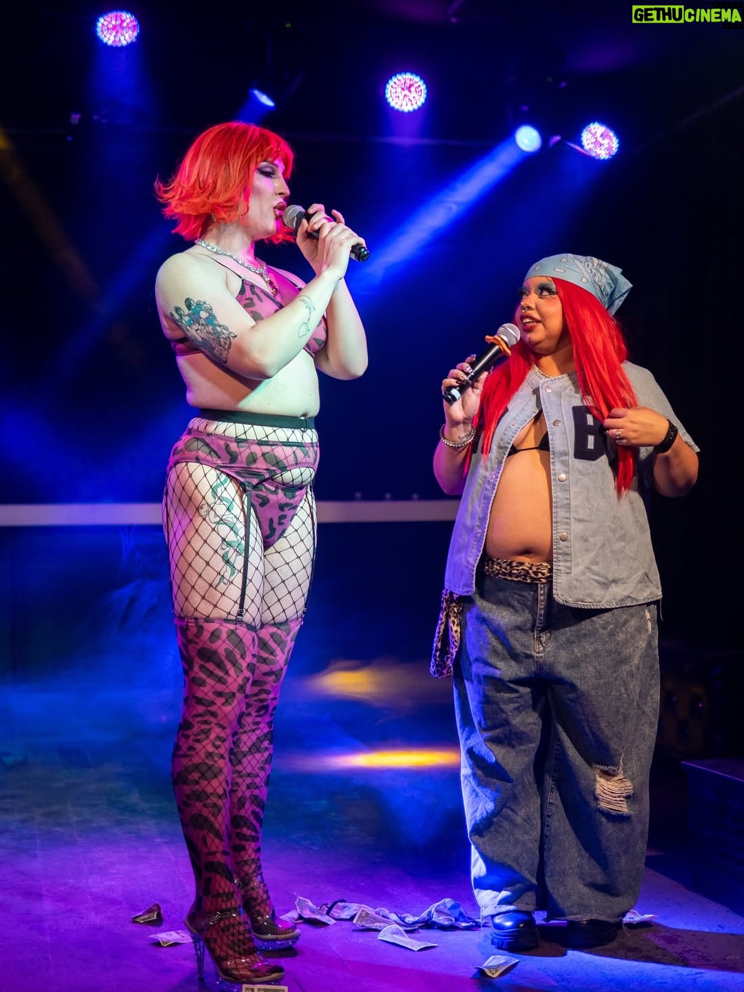 Amanda Tori Meating - 1.5K Likes - @amandatorimeating ‘s Tiddyfest at @iconastoria was the perfect way to spent st paddy’s day 💚

#dragqueens #nyc #nycdrag