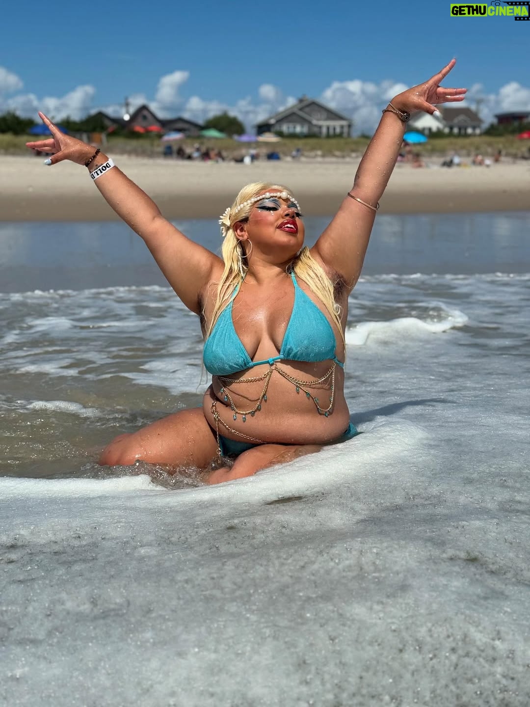 Amanda Tori Meating - 3.9K Likes - DOLL INVASION 2025 🔥🏝️ This was perhaps one of the most perfect weekends of the summer, maybe the year? Thank you @doll.invasion for creating one of the most magical transsexual spaces I’ve ever been blessed to enter. 

Eff Aye Gee Island is a place that I’ve truly fallen in love with in the last year, but it’s also complicated. My first trip to the island was last summer, and the experience of being a trans person (especially so early in my transition) in a sea of wealthy muscle gays is….. not for the faint of heart. Eventually I found my people in the witchy corners and on the rooftops staring at the skies, but to have these massive spaces FLOODED with so many of us was truly such a beautiful, brain chemistry altering experience. The world is so ugly right now but we are so lucky to be able to come together and celebrate each other in these spaces. I feel very blessed 🥹💖 Also to FINALLY get out of the house after surgery was so lovely. I still have a liiiiiiittle more swelling to go down before y’all can see on main, but overall I’m feeling FAB! All my lil meaties and employees have some reeeeeeeally exciting things coming 🥩🤭

Thank you to everyone who made this weekend happen, to my beautiful friends who came with me, to my gorgeous sister @imbabynyc who became my photography muse on the beach, and to all the beautiful transsexuals I reconnected with or met for the first time this weekend, you have all made my world so much brighter ✨

#fireisland #dollinvasion #fireislandpines #cherrygrove