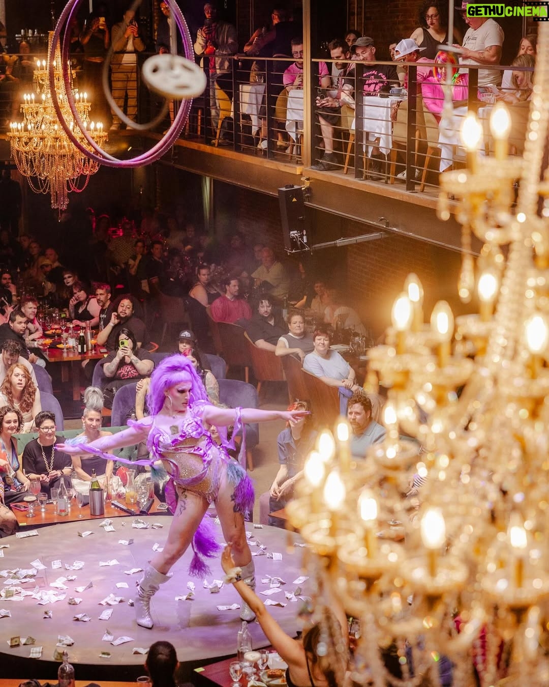 Amanda Tori Meating - 3.1K Likes - FABRIKA - June 2025 ✨ You know the gig really is that girl when the stage is on a remote controlled rising platform and they got a big ass orb for twirling in the air !!

Sorry to this man lmao 🔪

📸1-4: @ajjordanphoto 
📸5-12: @joemaccreative