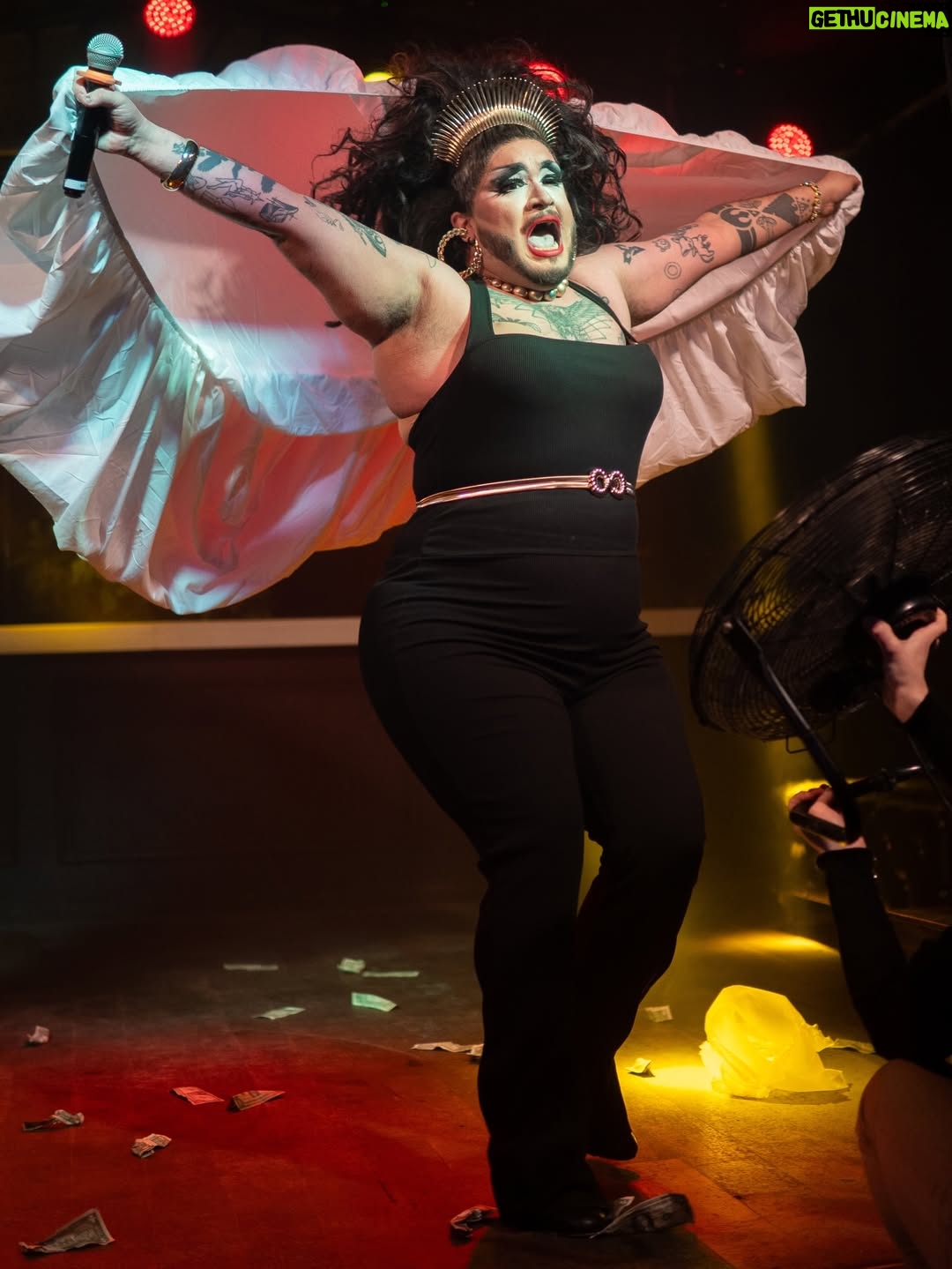 Amanda Tori Meating - 1.5K Likes - @amandatorimeating ‘s Tiddyfest at @iconastoria was the perfect way to spent st paddy’s day 💚

#dragqueens #nyc #nycdrag