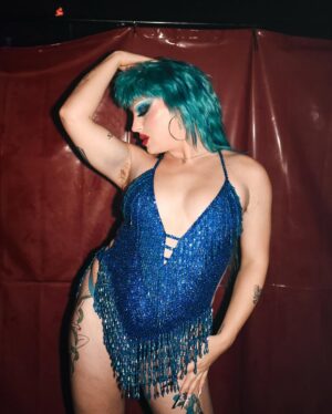Amanda Tori Meating Instagram - Is it MUGGY out here, or is that just me??? 👁️👄👁️ I’ve had so much fun re-entering the world after metamorphosizing in my trans cocoon 🦋 

My first few shows back after surgery have been so fab, and the chance to party with all of you while having this new sense of comfort in my body has brought me such joy during a truly nasty moment in the timeline. Tour flyer comin atcha this week!! 💖

FOR BOOKINGS 🫵🏻
aliya@queermusic.agency

Photos: @ajjordanphoto
Hair: @bitchcraft x ATM
Nails: @clawed.bycj 

#amandatorimeating #drag #rpdr #dragrace #trans