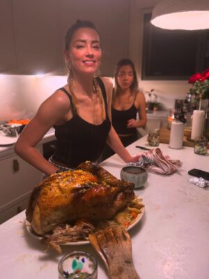 Amber Heard Instagram - Thanksgiving cheers over the years. A look back at all the full hearts and plates I’ve shared . Hoping you are well topped up on both this year