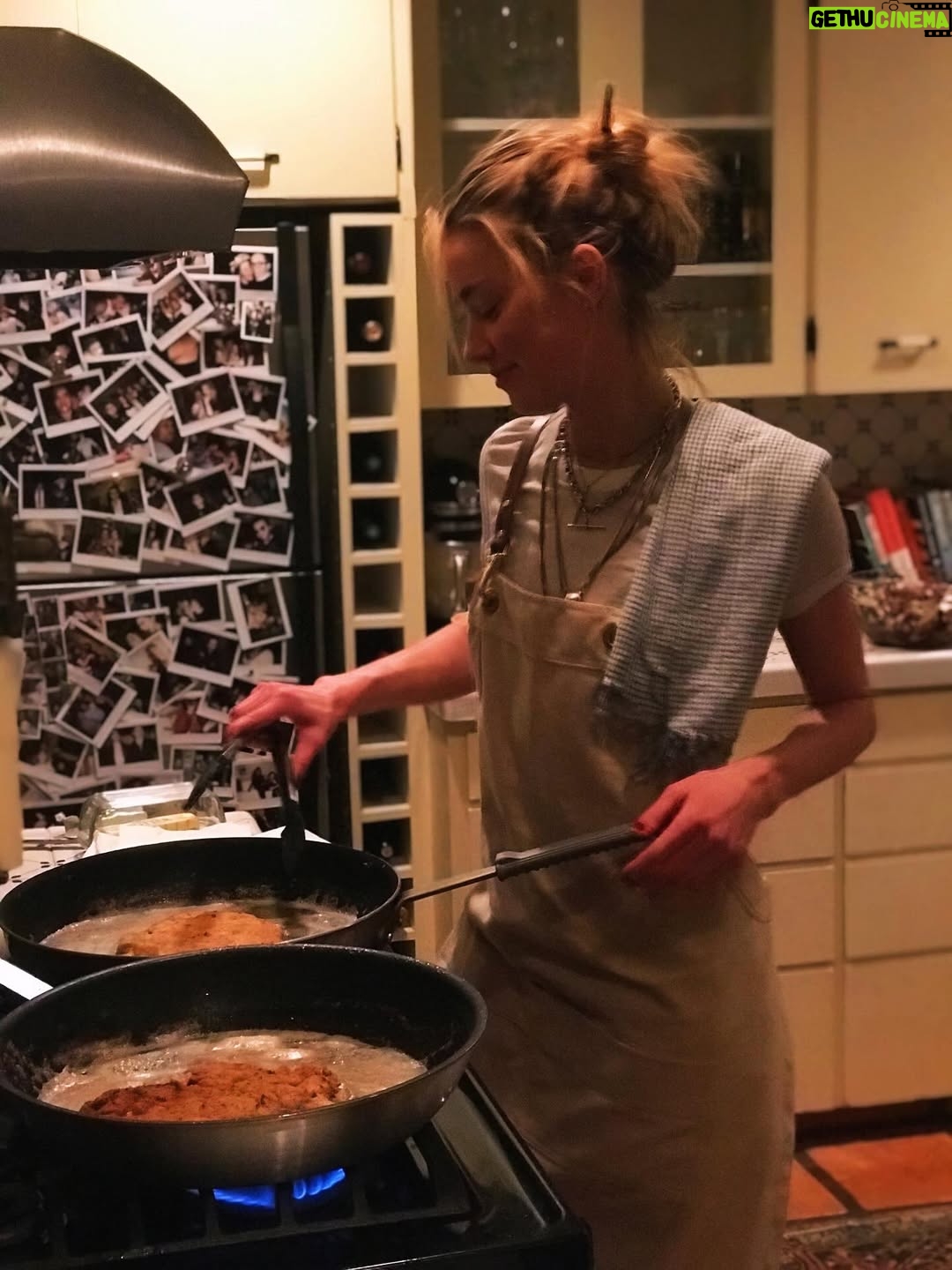 Amber Heard - 274.3K Likes - Thanksgiving cheers over the years. A look back at all the full hearts and plates I’ve shared . Hoping you are well topped up on both this year
