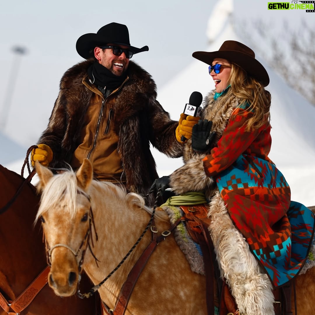 Amber Marshall - 27.7K Likes - 🐎 ⛷️Enjoyed the heck out of SkijorDue Calgary!!! 

It was great to hang out with some old friends and make some new ones. Come check out more fun today! 

📸 billiejphoto 
🎤 @filipemasetti 
🧥 @marshallscountrystore 

#Skijor #SkijorDue2026 #SkijorCanada #SkijorStyle #Calgary @SkijorCanada
