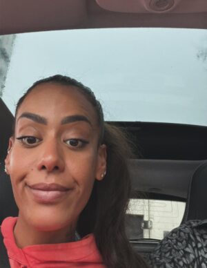 Amel Bent Instagram - DUMP de FÉVRIER … avant la fin du monde 🕊️