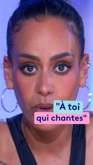 Amel Bent Instagram - « À toi, qui chantes sur la scène de The Voice, dans une rame de métro ou seul dans ta chambre, je t’en supplie, n’arrête jamais » : Amel Bent a quelque chose à dire à tous ceux qui chantent ✨