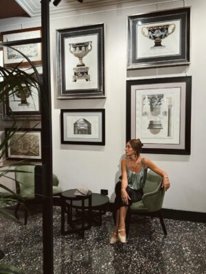 Amina Khalil Instagram - Do you remember the incredible summer trip to italy ? 
Well, lets just say i saved the best for last… I looked through hundreds of pictures and this is just a snippet (because nothing will do it justice) of the incredible stay in: ROME ♥️ 

Rome is one of the MOST beautiful cities in this entire world. 
Its magical for anyone who truly gets to experience it. And I am so lucky that @anantarapalazzonaiadi took us in for a few days.. my experience there was so special, so elegant and chic, so comfortable and personalized - it was TRULY the tiramisu of our trip! 

Rome was alllll about FOOD. 
And the food is insane! 😍
Seen by Olivier - easily one of the TOP restos on our trip to italy. Highly recommend dinner there the rooftop is stunning. @seen_byolivierrome 
Ineo fine dining (congratulations on the michelin star!) @ineorestaurant 
And ofcourse our Spice Spoons experience at Anantara: our personal cooking class with Chef Tiziano Noro who taught us how to make a proper pasta Arrabiatta and finally nailed a true italian Caccio e Pepe ! ⭐️🍝 (Zaatar is officially a pro by now) 

Tutto bene ! 🤍🇮🇹 

@dashconsultancy @minorhotels
