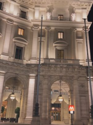 Amina Khalil Instagram - Do you remember the incredible summer trip to italy ? 
Well, lets just say i saved the best for last… I looked through hundreds of pictures and this is just a snippet (because nothing will do it justice) of the incredible stay in: ROME ♥️ 

Rome is one of the MOST beautiful cities in this entire world. 
Its magical for anyone who truly gets to experience it. And I am so lucky that @anantarapalazzonaiadi took us in for a few days.. my experience there was so special, so elegant and chic, so comfortable and personalized - it was TRULY the tiramisu of our trip! 

Rome was alllll about FOOD. 
And the food is insane! 😍
Seen by Olivier - easily one of the TOP restos on our trip to italy. Highly recommend dinner there the rooftop is stunning. @seen_byolivierrome 
Ineo fine dining (congratulations on the michelin star!) @ineorestaurant 
And ofcourse our Spice Spoons experience at Anantara: our personal cooking class with Chef Tiziano Noro who taught us how to make a proper pasta Arrabiatta and finally nailed a true italian Caccio e Pepe ! ⭐️🍝 (Zaatar is officially a pro by now) 

Tutto bene ! 🤍🇮🇹 

@dashconsultancy @minorhotels
