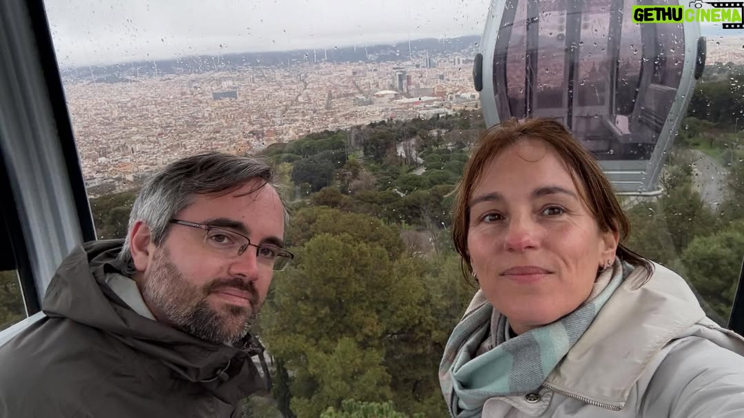 Amy Jo Johnson - 6.8K Likes - Just hanging out in Spain… 🇪🇸