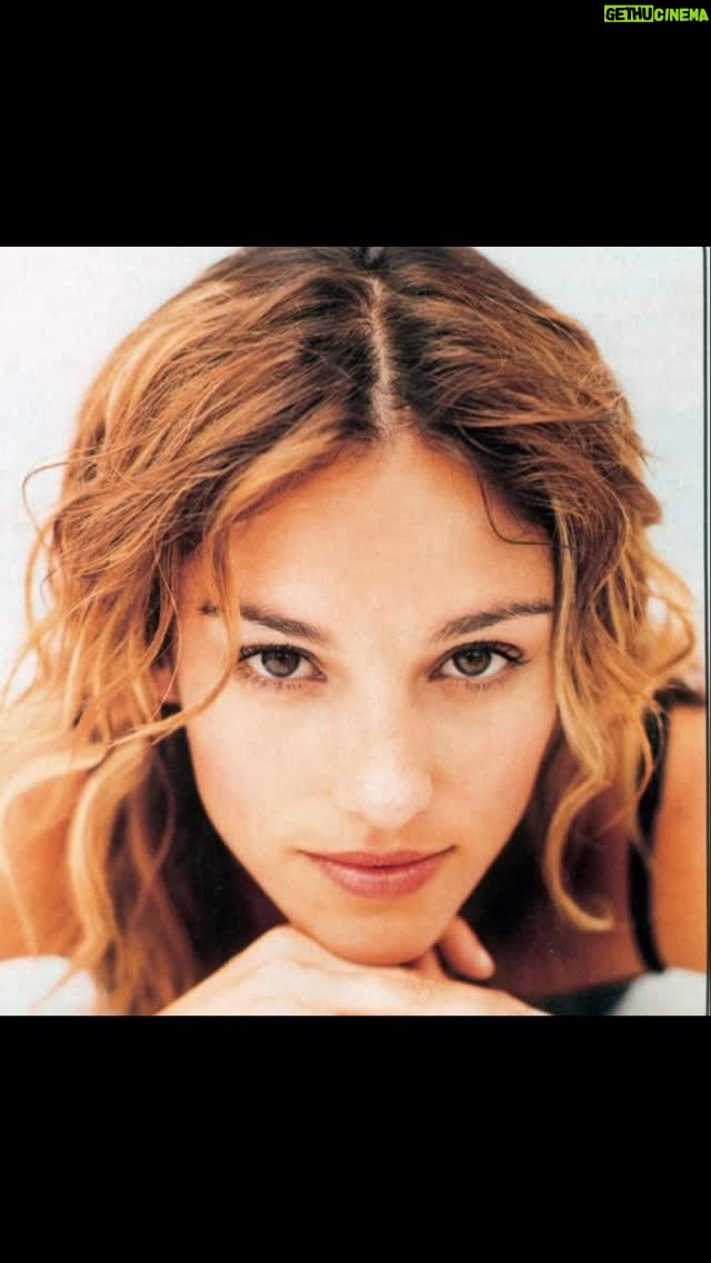 Most liked Instagram photo of Amy Jo Johnson