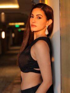 Actress Amyra Dastur HD Photos and Wallpapers January 2026